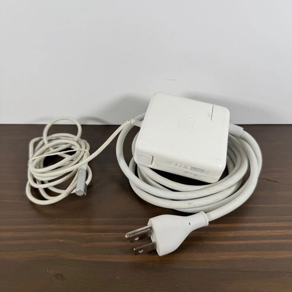 Apple 85W MagSafe 1‎ Power Adapter MacBook Pro Charger A1343 White Fair
